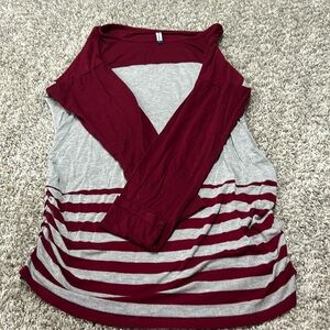 Woman’s maternity shirt size L